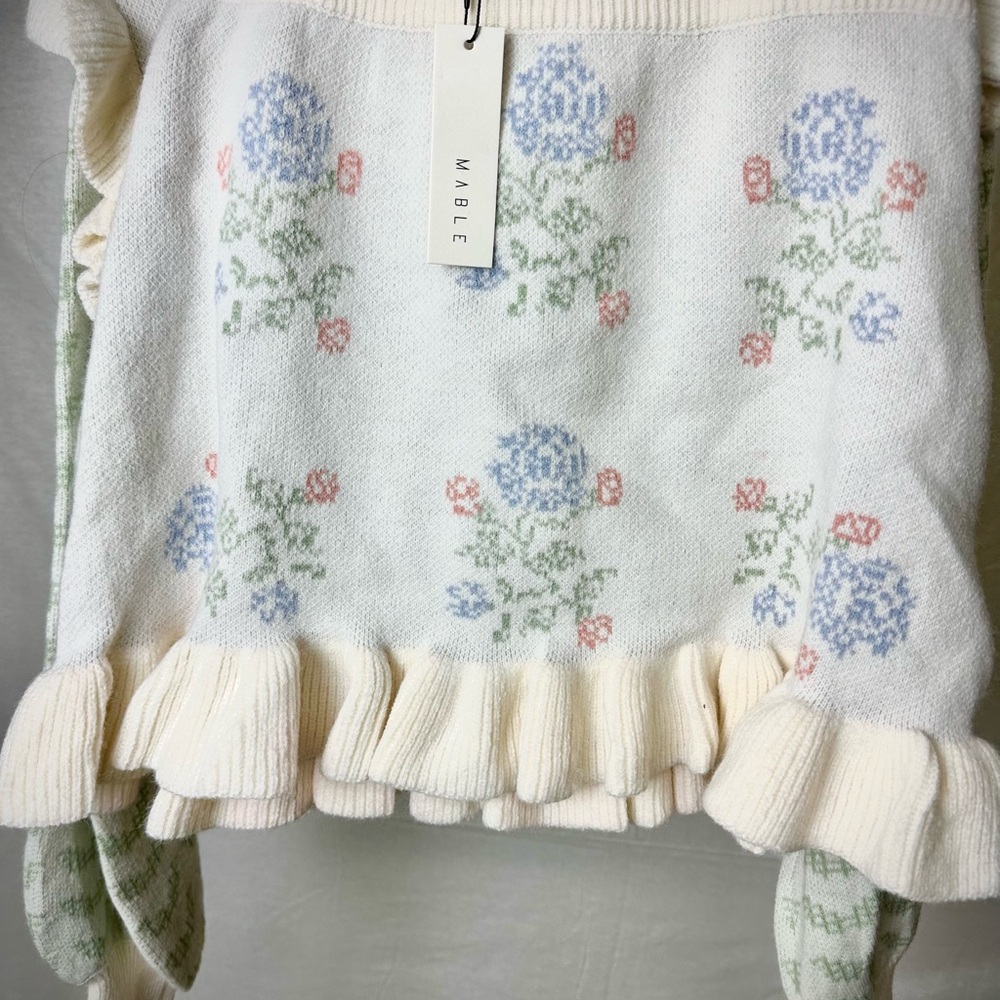 Floral Ruffle Knit Sweater in Cream - Picture 4 of 7